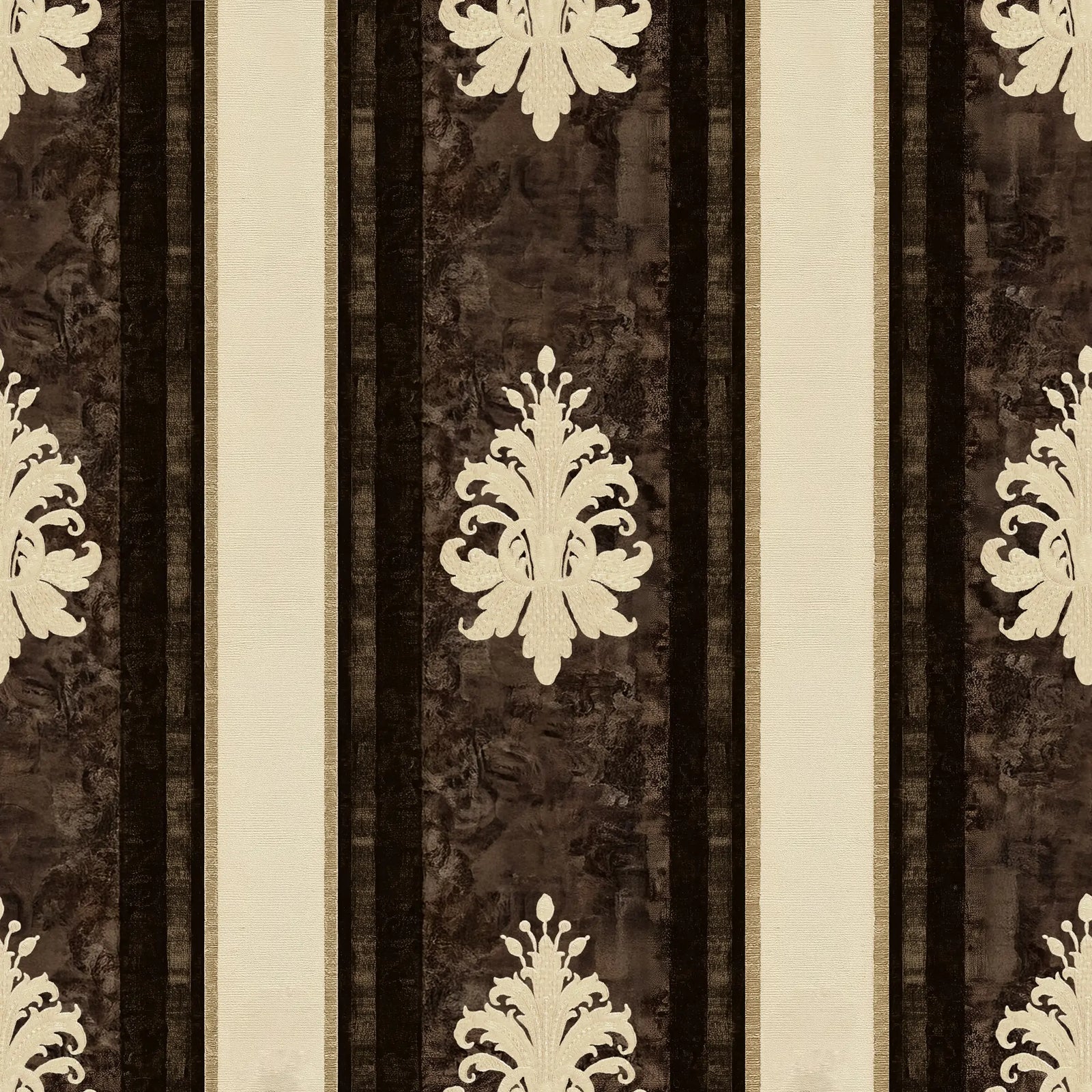 Dark Cocoa Royale