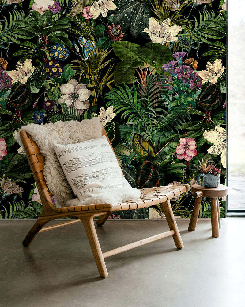 Botanical floral wallpaper with layered flower details, bringing a soft, nature-driven atmosphere indoors