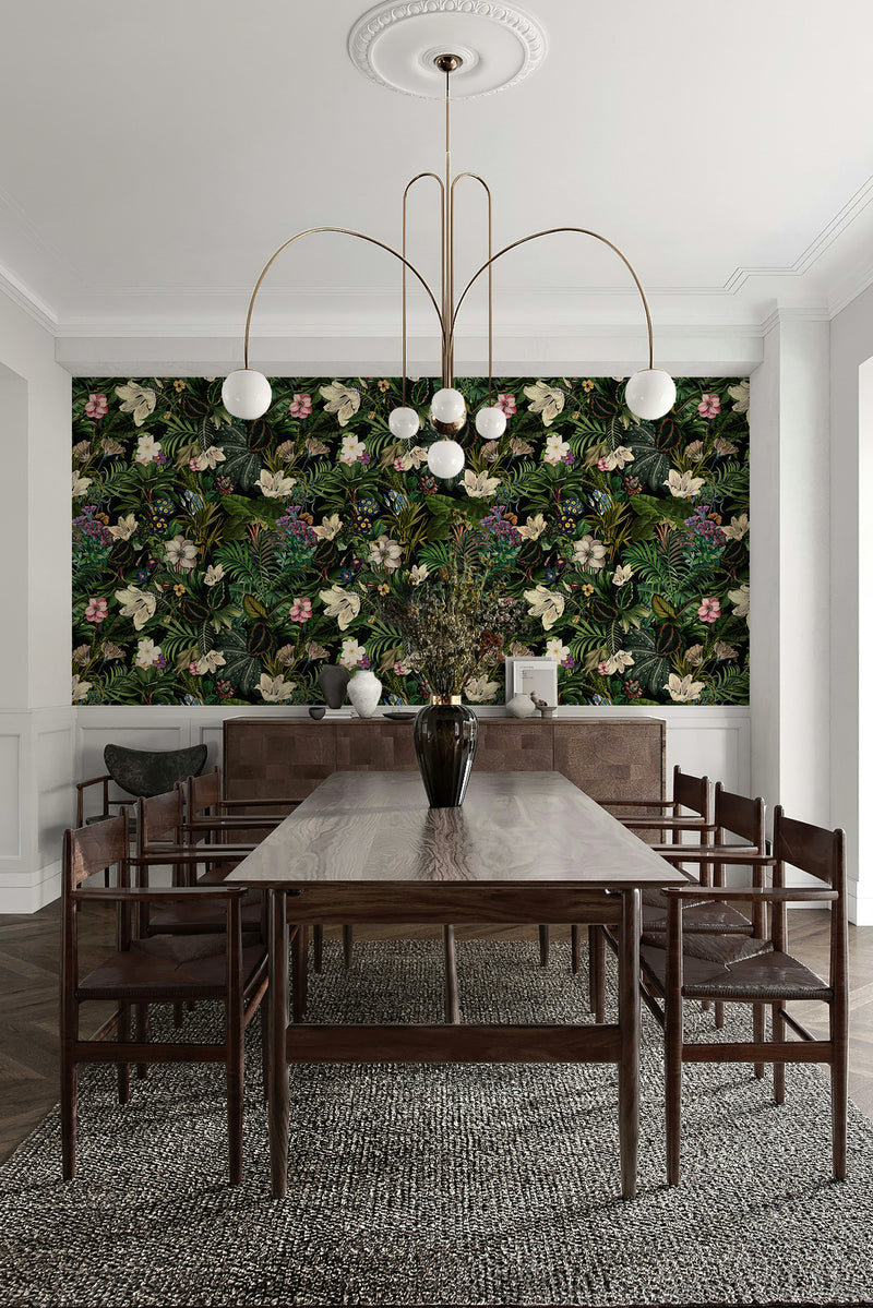 Botanical floral wallpaper with layered flower details, bringing a soft, nature-driven atmosphere indoors